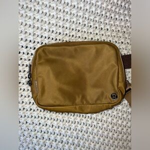 Lululemon Everywhere Belt Bag Large 2L Burnt Caramel Brown